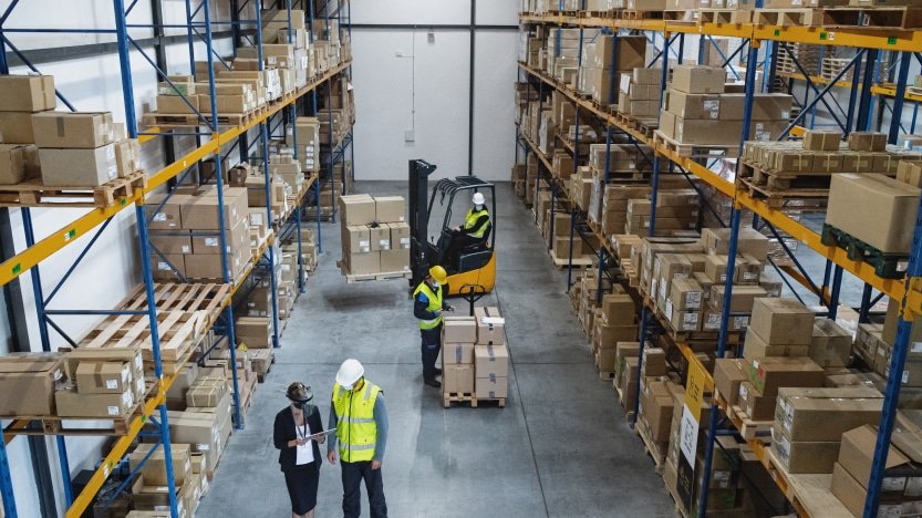 A bonded warehouse allows businesses to store imported goods under customs supervision, deferring duties and taxes until release for domestic use (Source: Internet)