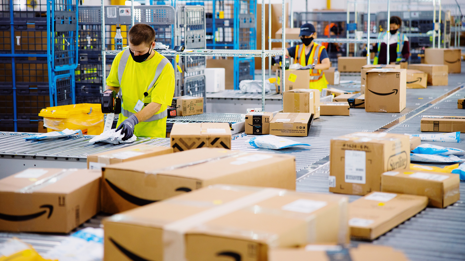 FBA adds storage and fulfillment fees, while FBM offers lower costs but requires handling logistics independently (Source: Internet)