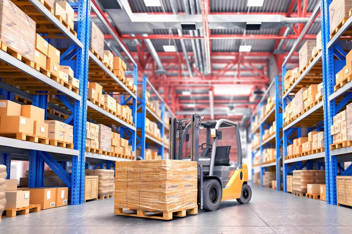 Overseas warehouses reduce shipping costs, speed up delivery, and offer flexible inventory management for global sellers (Source: Internet)