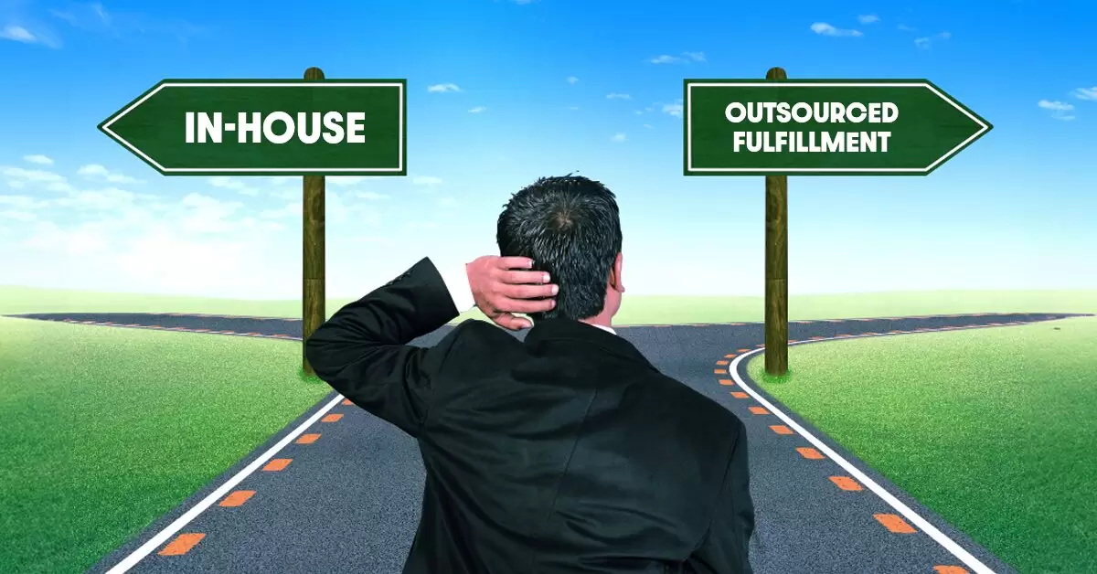 In-house fulfillment là khi một doanh nghiệp quản lý tất cả logistics nội bộ để kiểm soát và tùy chỉnh hoàn toàn (Nguồn: Internet)