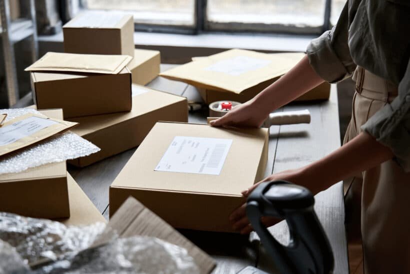 Stockouts can lead to missed sales and eroded customer trust, while overstocking increases storage costs and inventory risks (Source: Internet)