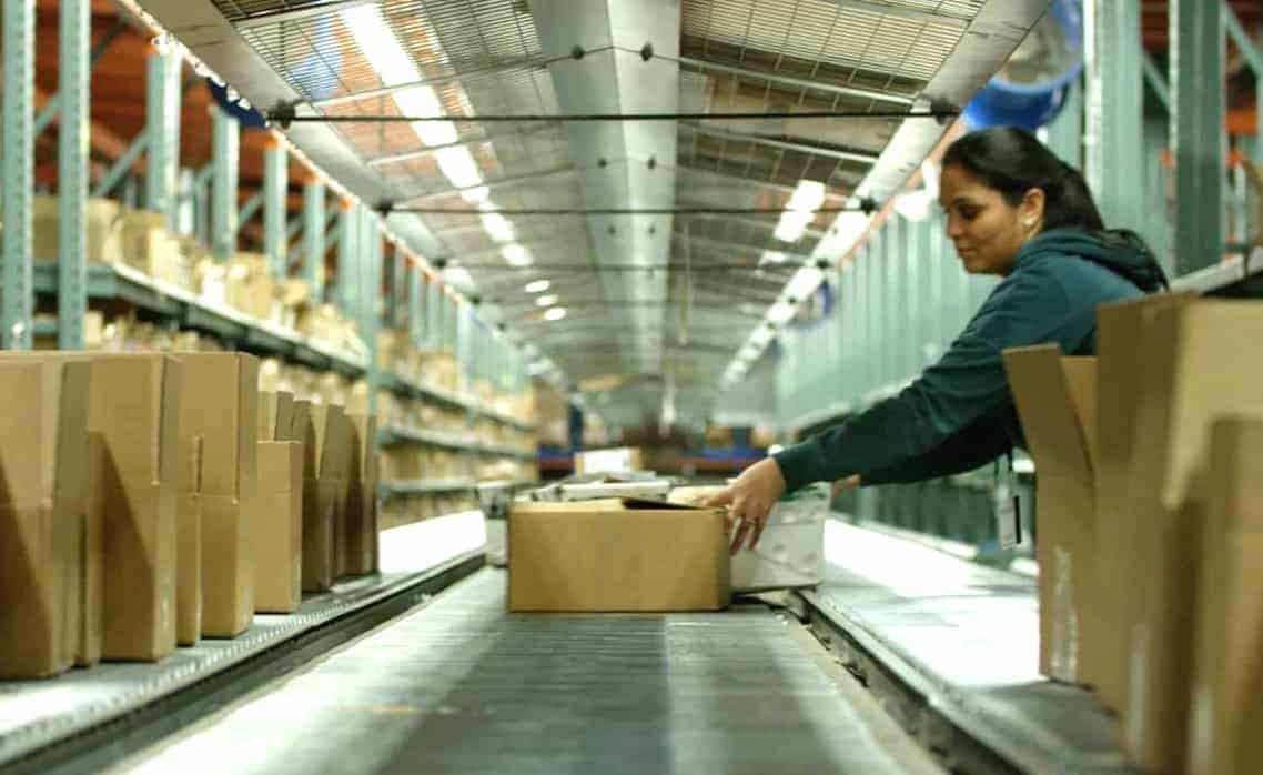 Picking involves locating items in the warehouse based on order details to prepare for fast and accurate fulfillment (Source: Internet)