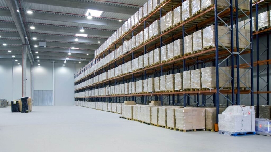 Strategically located 3PL warehouses enable faster deliveries and lower shipping costs across key regions (Source: Internet)
