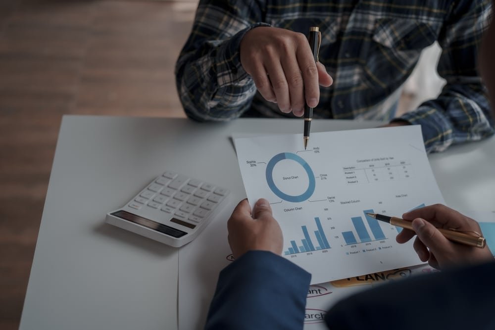 A higher Inventory Turnover Ratio signals efficient sales, improved cash flow, and strong market demand, enhancing competitive positioning (Source: Internet)