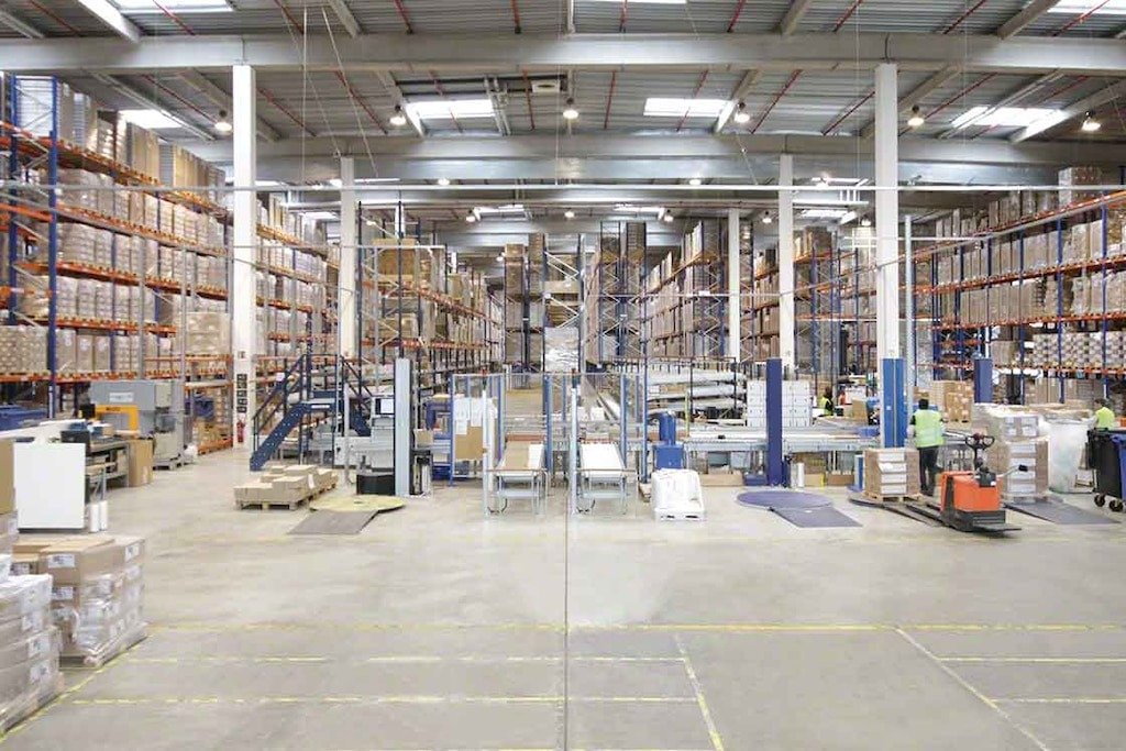What Is Traditional Warehousing?